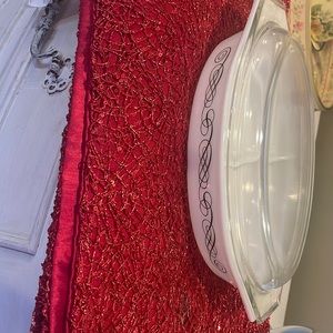 Vintage pyrex oval divided casserole with lid